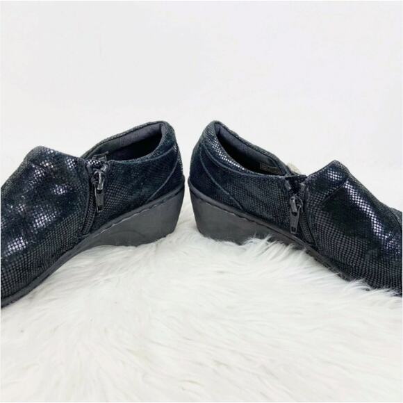 Clarks Channing Ann Slip-On Women’s Size 6 Comfort Clogs Casual Loafer Zip - Picture 3 of 13